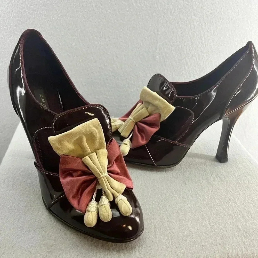 Louis Vuitton Balmoral Bordeaux Tassel heels wine patent leather, coquette girl